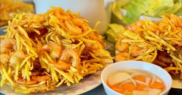 Top 6 quán bánh tôm Hà Nội giòn rụm không thể bỏ lỡ khi đến thủ đô